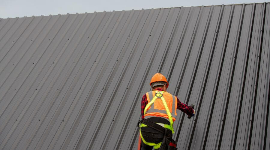 Professional metal roof installation services in Walbridge, OH